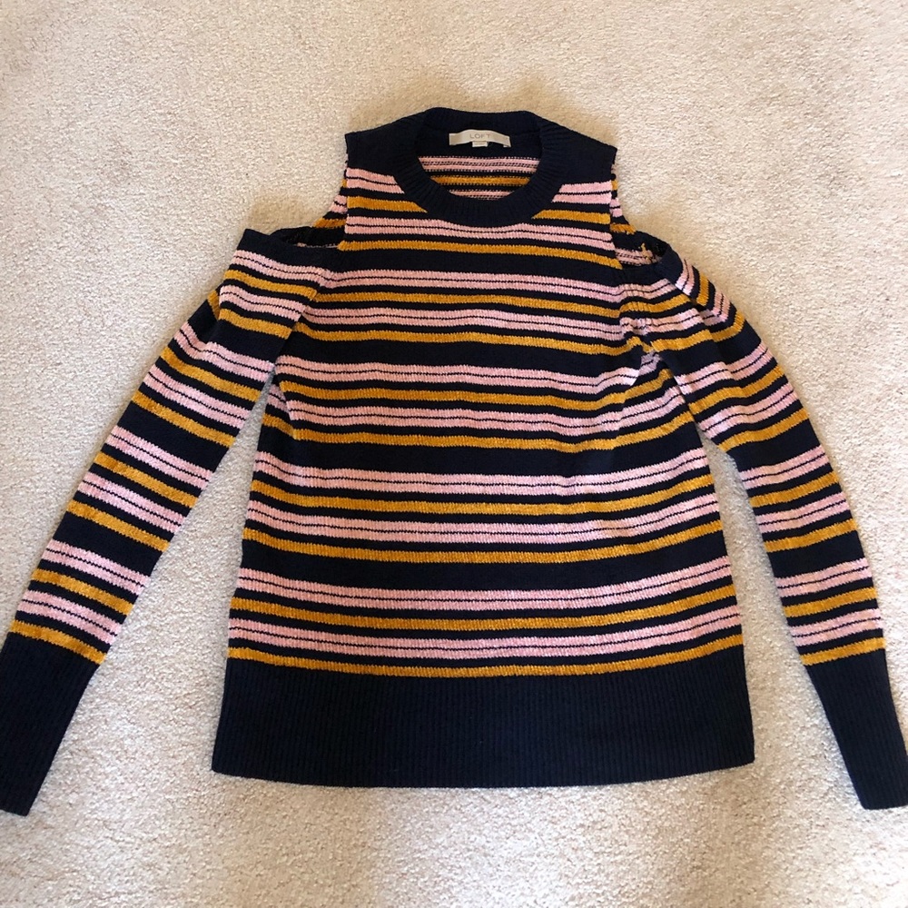 Cold shoulder sweater.